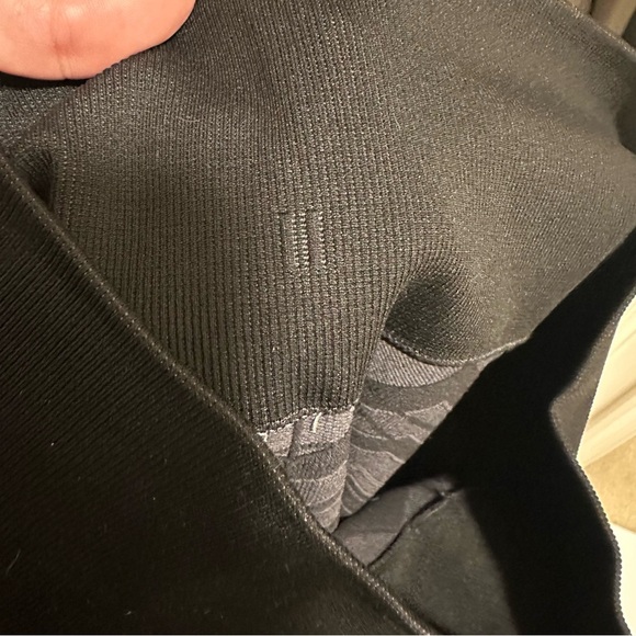 Lululemon Black Gray Chevron Zig Ebb To Street Pants Leggings Seamless Size 6 - Picture 5 of 5